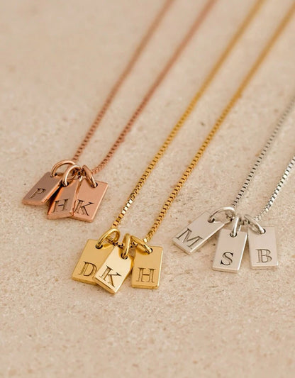 Gegrafeerde Initialen Ketting